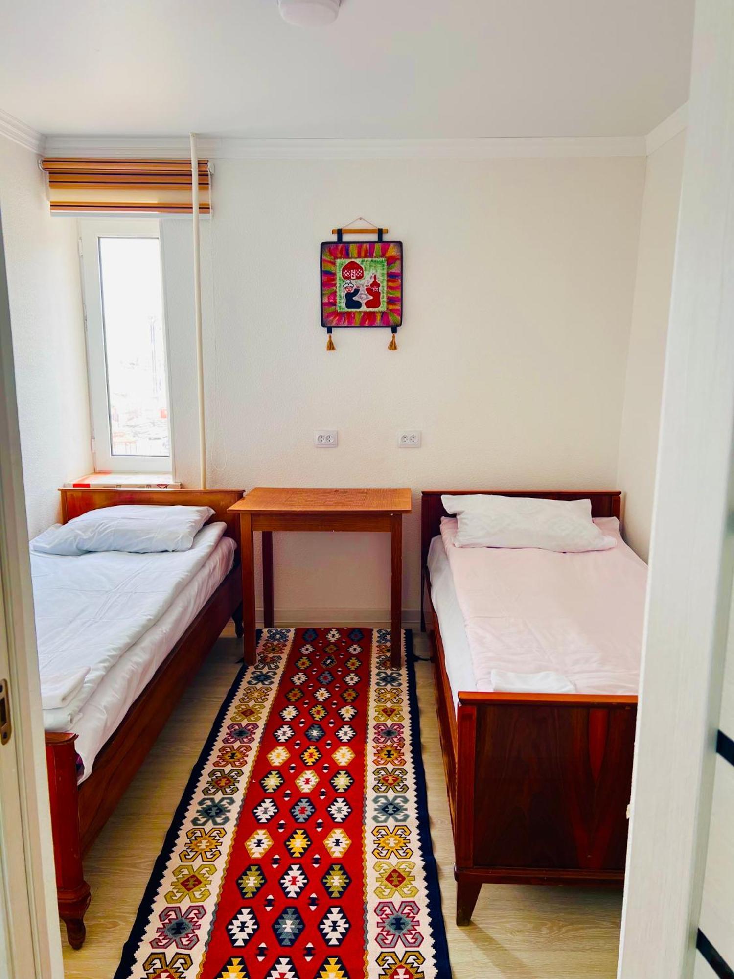 Tumar Guest House Naryn Eksteriør billede